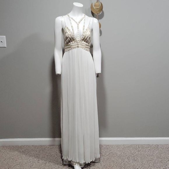 BDBA NWT Ivory & Gold Accents on Strappy Bodice Maxi Gown Size EU 38/ US 6 - Picture 1 of 13